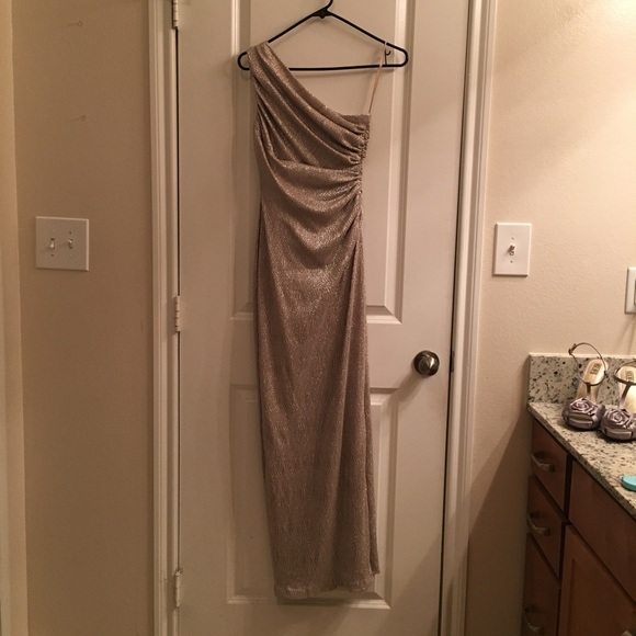 Lauren Ralph Lauren Evening Gown - Picture 4 of 8